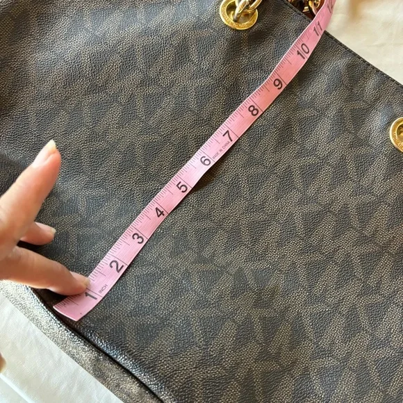 Michael Kors Brown Cynthia Large Signature MK Leather Tote Shoulder Bag - Picture 13 of 15